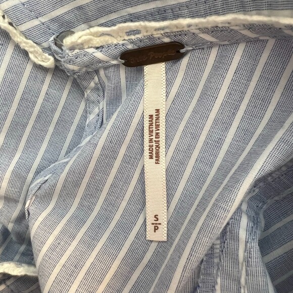 Free People Good Feels Sleeveless Blue White Stripe Keyhole Back Size Small - Picture 4 of 6